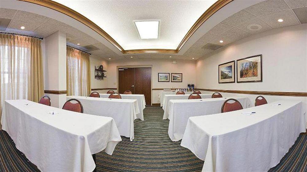 Holiday Inn Express Hotel & Suites Conover - Hickory Area By Ihg Exterior photo