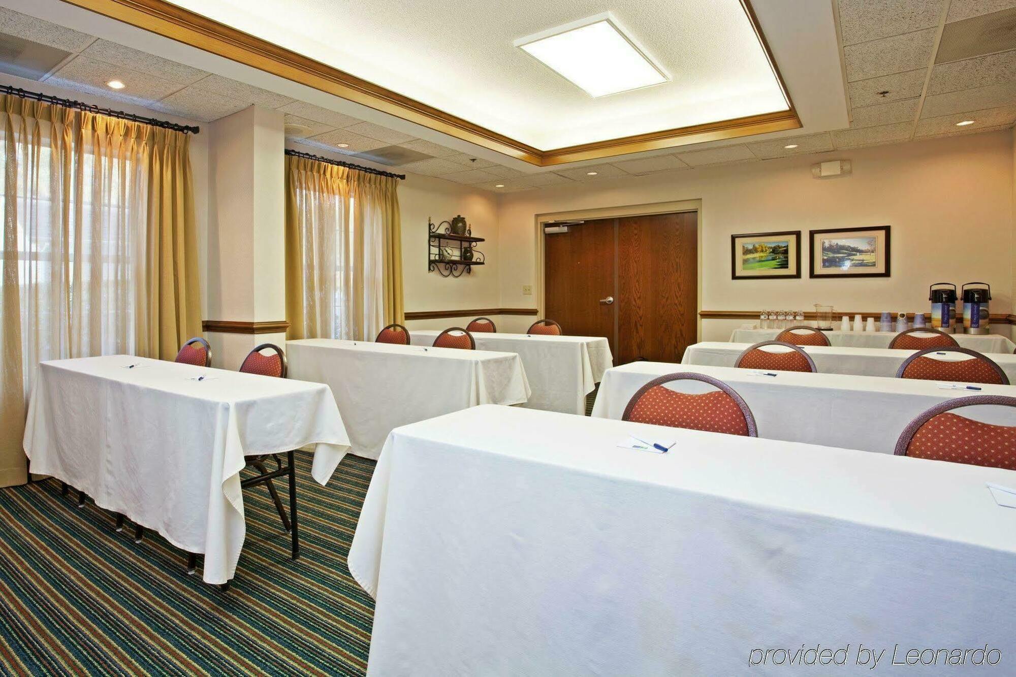 Holiday Inn Express Hotel & Suites Conover - Hickory Area By Ihg Exterior photo